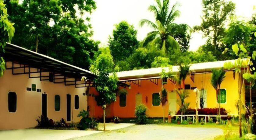 Kanta Hill Resort Nakhon Si Thammarat Exterior photo